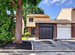 1723 Lafrance Dr, Ottawa, ON K1E 2H1