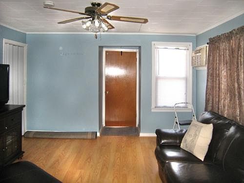 5th image of 631 New Jersey Ave