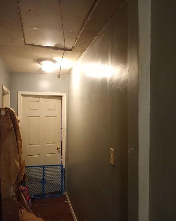 2nd image of 206 Meador Way SE