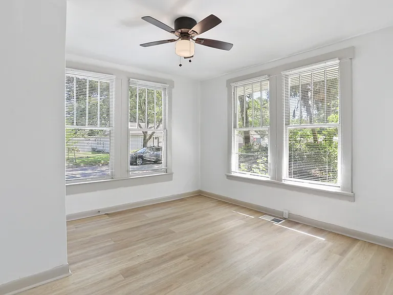 2219 Florida Ave — Photo 10