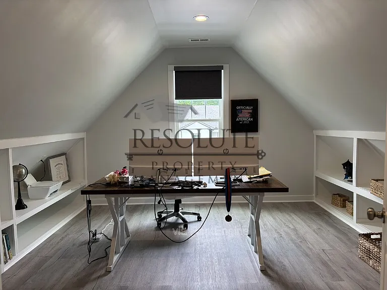 30 Satinwing Ct — Photo 8