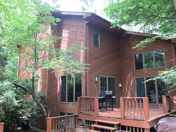 2nd image of 2100 Maureen Dr
