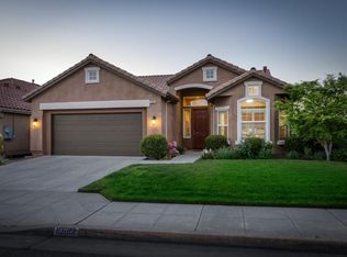 10687 N Tea Party Ln, Fresno, CA 93730