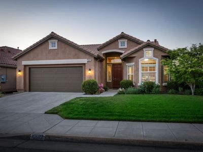 10687 N Tea Party Ln, Fresno, CA, 93730