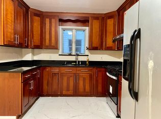 13907 15th Ave, Whitestone, NY 11357