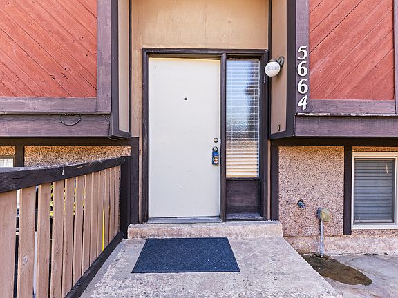 2nd image of 5664 Aspen Ct