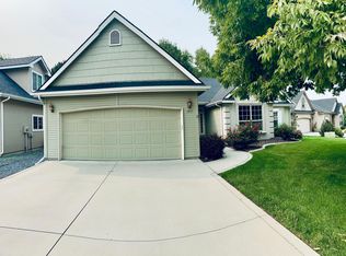 1930 E Stonybrook Ct, Eagle, ID 83616