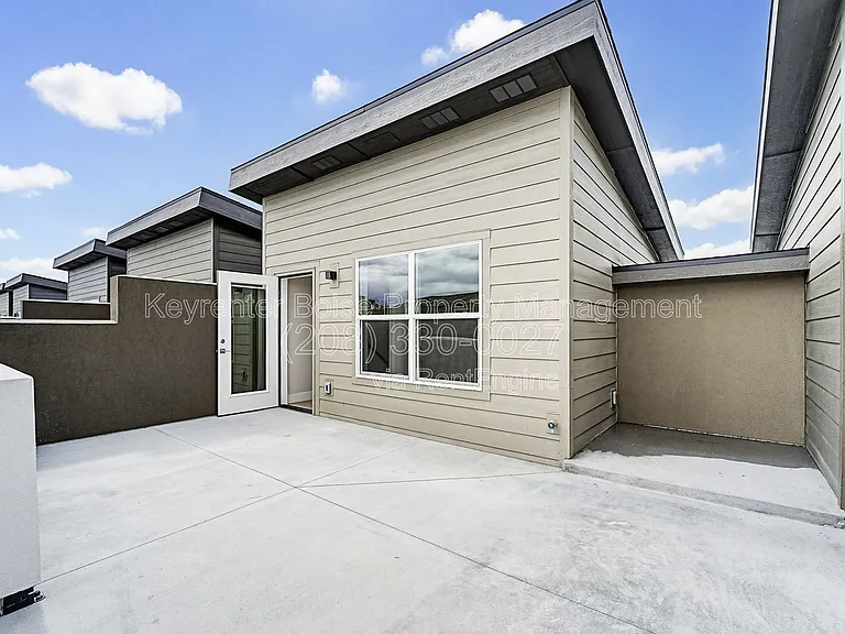 4334 N Greentrail Ln — Photo 36