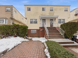 25552 148th Dr, Rosedale, NY 11422