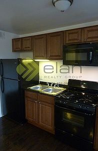 3rd image of 2541 W Fitch Ave #2529406