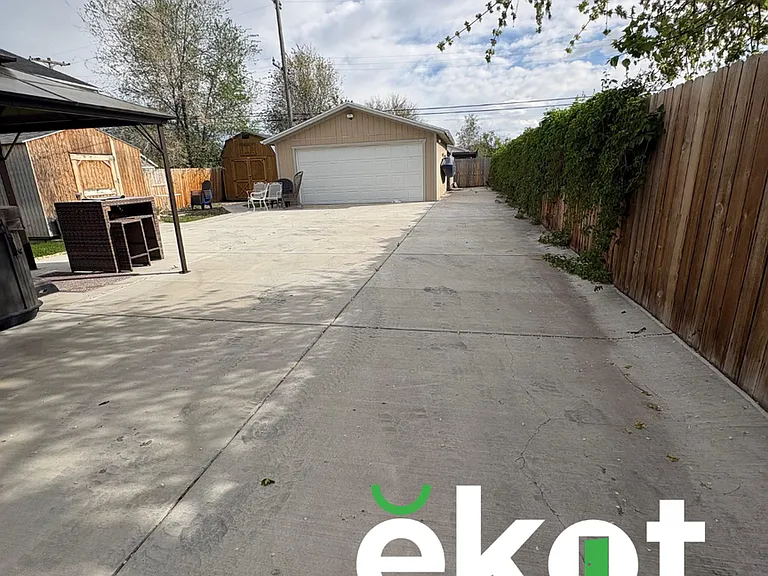 1267 W 500 S — Photo 28