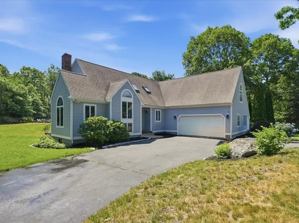 60 Ellisville Grn, Plymouth, MA 02360