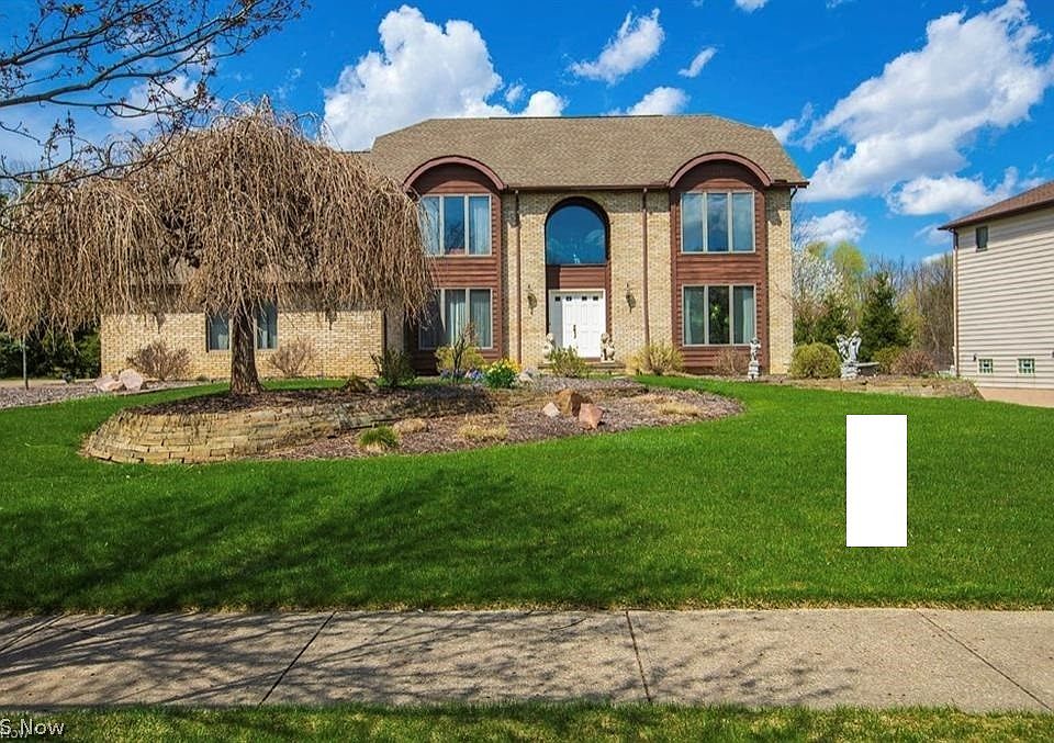 6770 Queens Way, North Royalton, OH 44133 Zillow