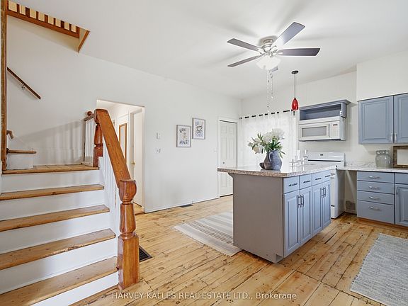 3rd image of 46 Banta Rd