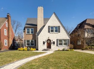 3315 Glencairn Rd, Shaker Heights, OH