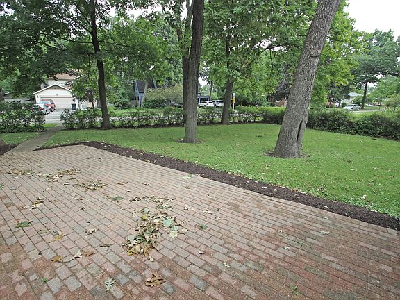 4th image of 343 S Seymour Ave
