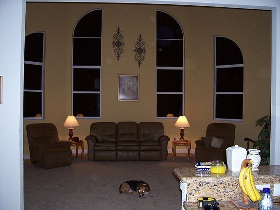 Large 17x26 Family Rm
