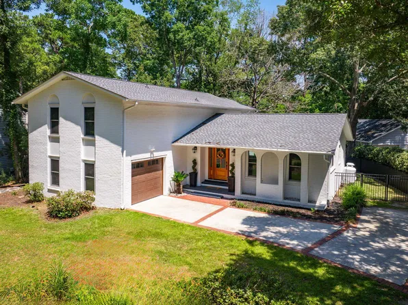 1055 Royalist Rd, Mount Pleasant, SC 29464
