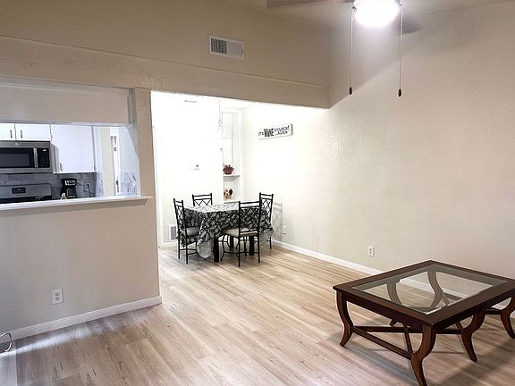 3rd image of 5906 Emerald Forest Dr #B