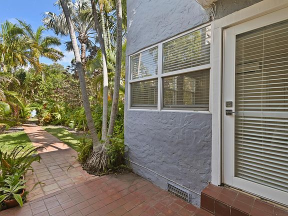 2nd image of 605 N Lakeside Dr N #1