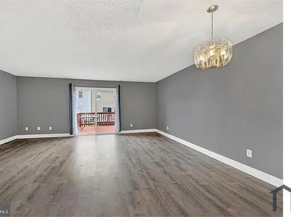 11 Stone Falls Ct, Baltimore, MD 21236