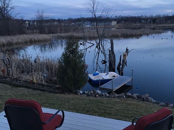 Deck pond 