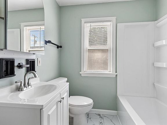 4th image of 4460 N 42nd STREET
