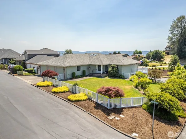 11 View Ridge Circle, Longview, WA 98632