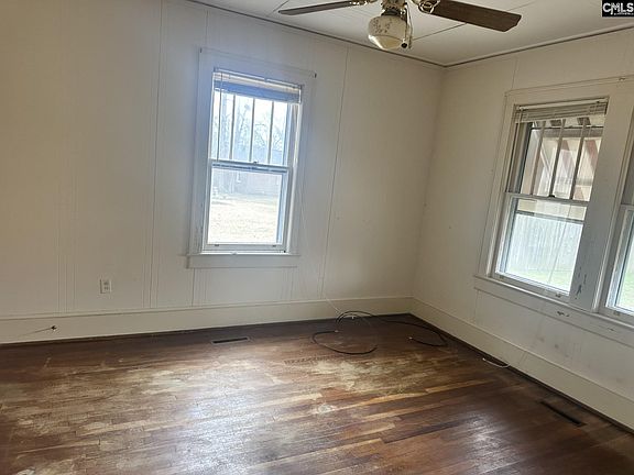 4th image of 2014 Johnstone St