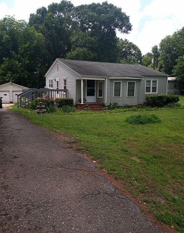 15570 Highway 221 - Property Image