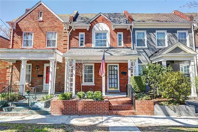 1st image of 22 W Sheppard St