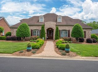 115 Sycamore Park Ln, Bermuda Run, NC 27006