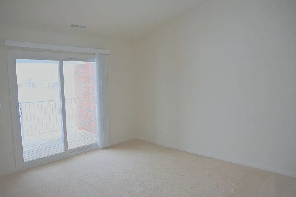 16013 Morningside — Photo 2