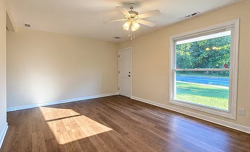 3 bed, 1196 sqft, $850 — Photo 3
