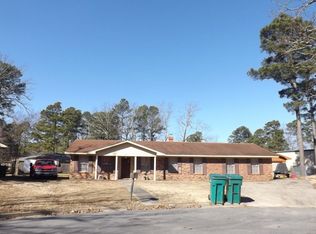 5 La Salle Cv, Pine Bluff, AR 71603