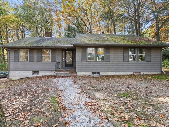 25 Wildwood Boulevard, Cumberland, ME 04110