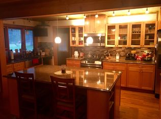 2002 Country Club Dr, Dodge City, KS 67801