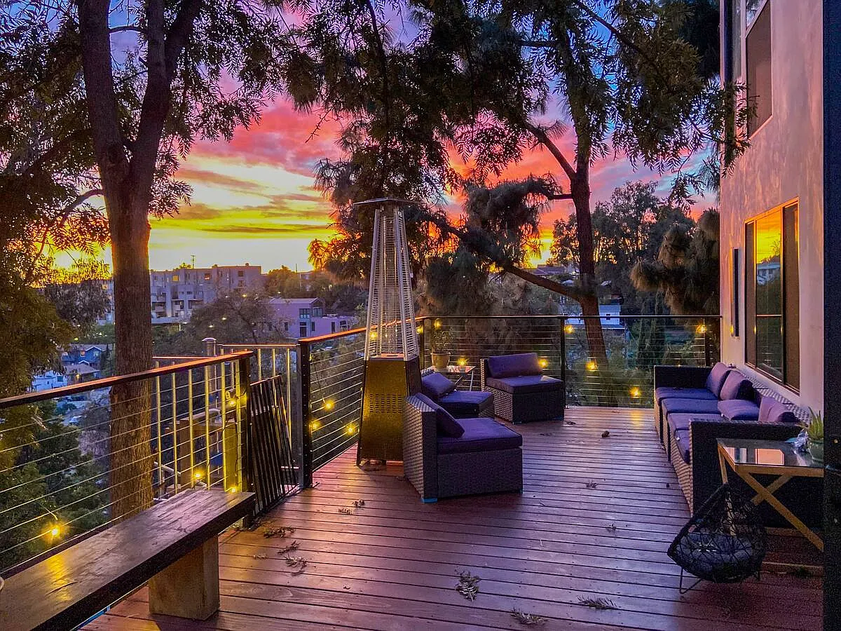 3 bed, 2000 sqft, $3,000 — Photo 1