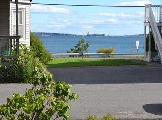 10 Victoria St APT 3, Portland, ME 04103