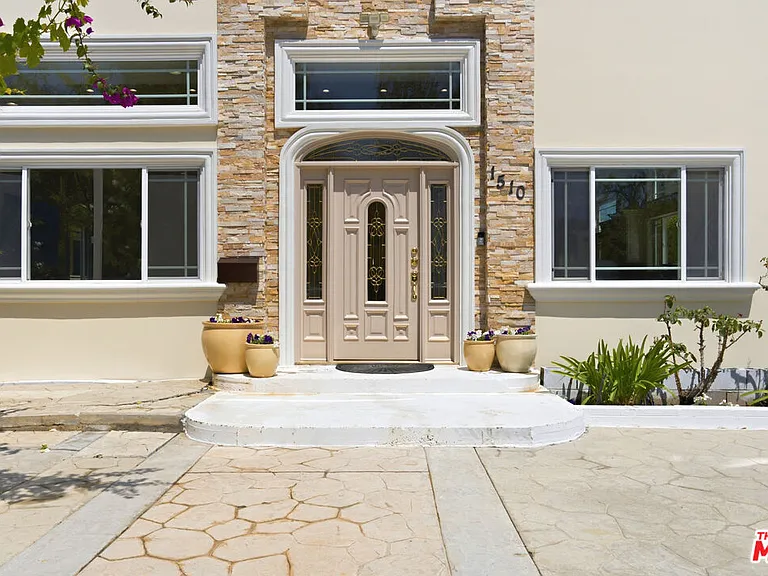 1510 Cardiff Ave — Photo 2