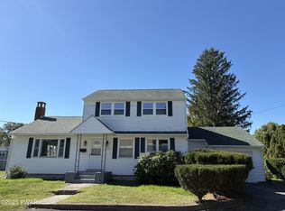 701 Avenue O, Matamoras, PA 18336