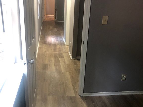 4th image of 5211 Pocahontas Dr #5249