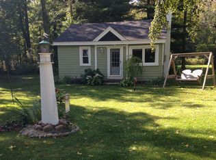 1754 Lakeside Dr, Harbor Beach, MI 48441