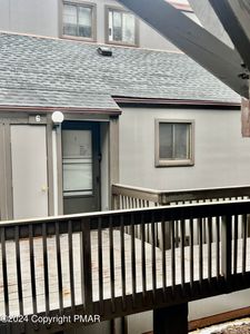 6 Middle Village Way, Tannersville, PA, 18372