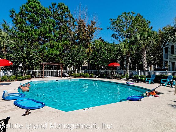 4th image of 71 Summerfield Ct