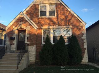 2923 N Marmora Ave #1, Chicago, IL 60634