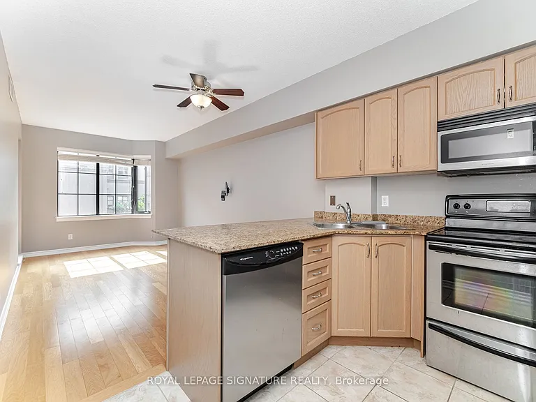 47 Caroline St N #307 — Photo 12