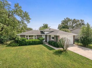 1037 Blackhawk Dr, University Park, IL