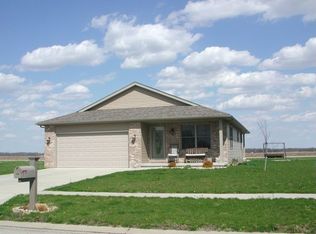 1104 Juniper Pl, Chatham, IL 62629