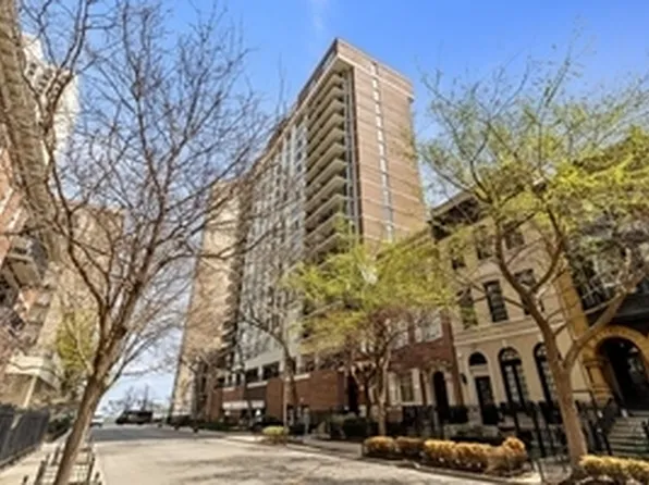 71 E Division St APT 1601, Chicago, IL 60610